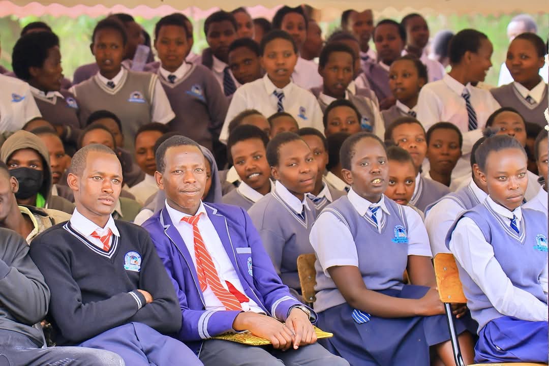 Students Celebrating Thanksgiving